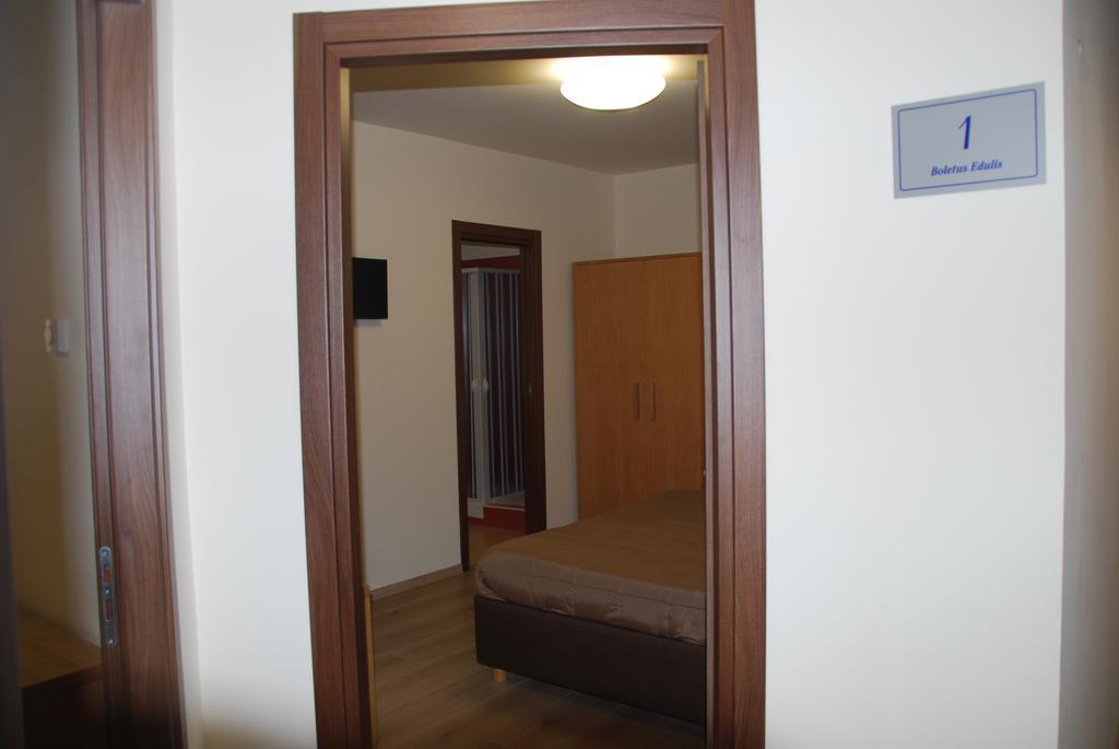 Guest House Caracas Лорика Экстерьер фото